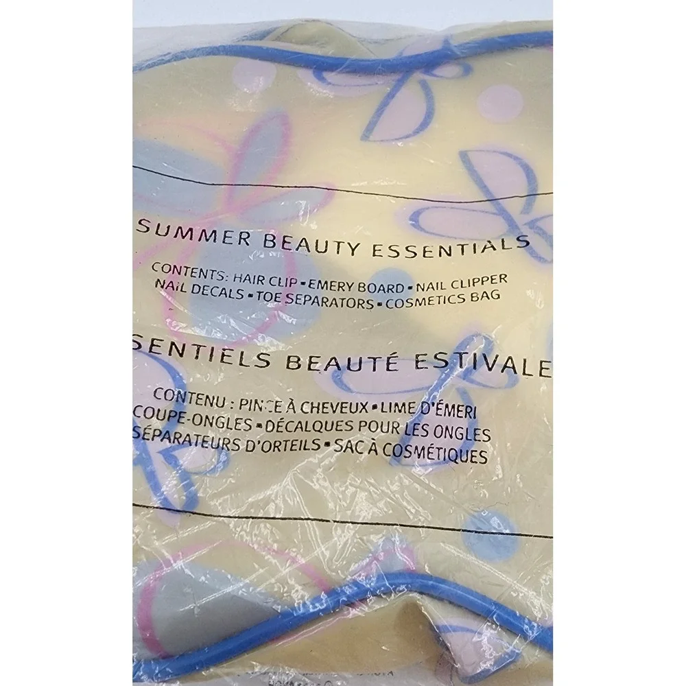 Avon Summer Beauty Essentials Kit‎ Hair Clip Nail Decals Cosmetics Bag NOS EXC